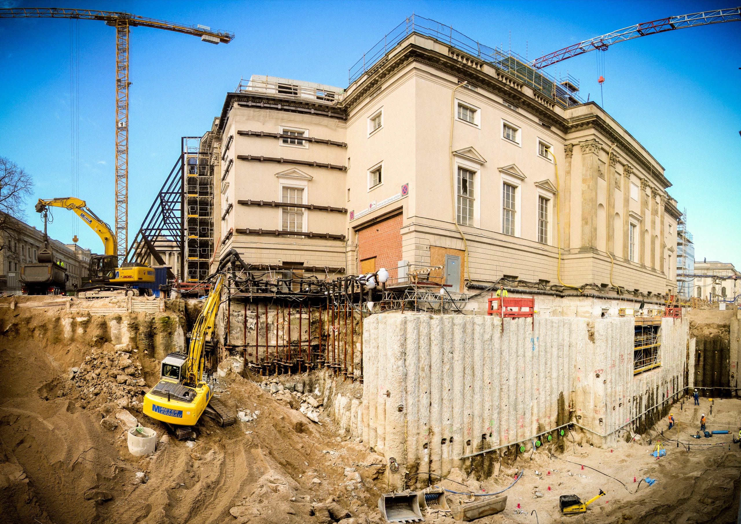 Trogbaugrube Staatsoper Berlin